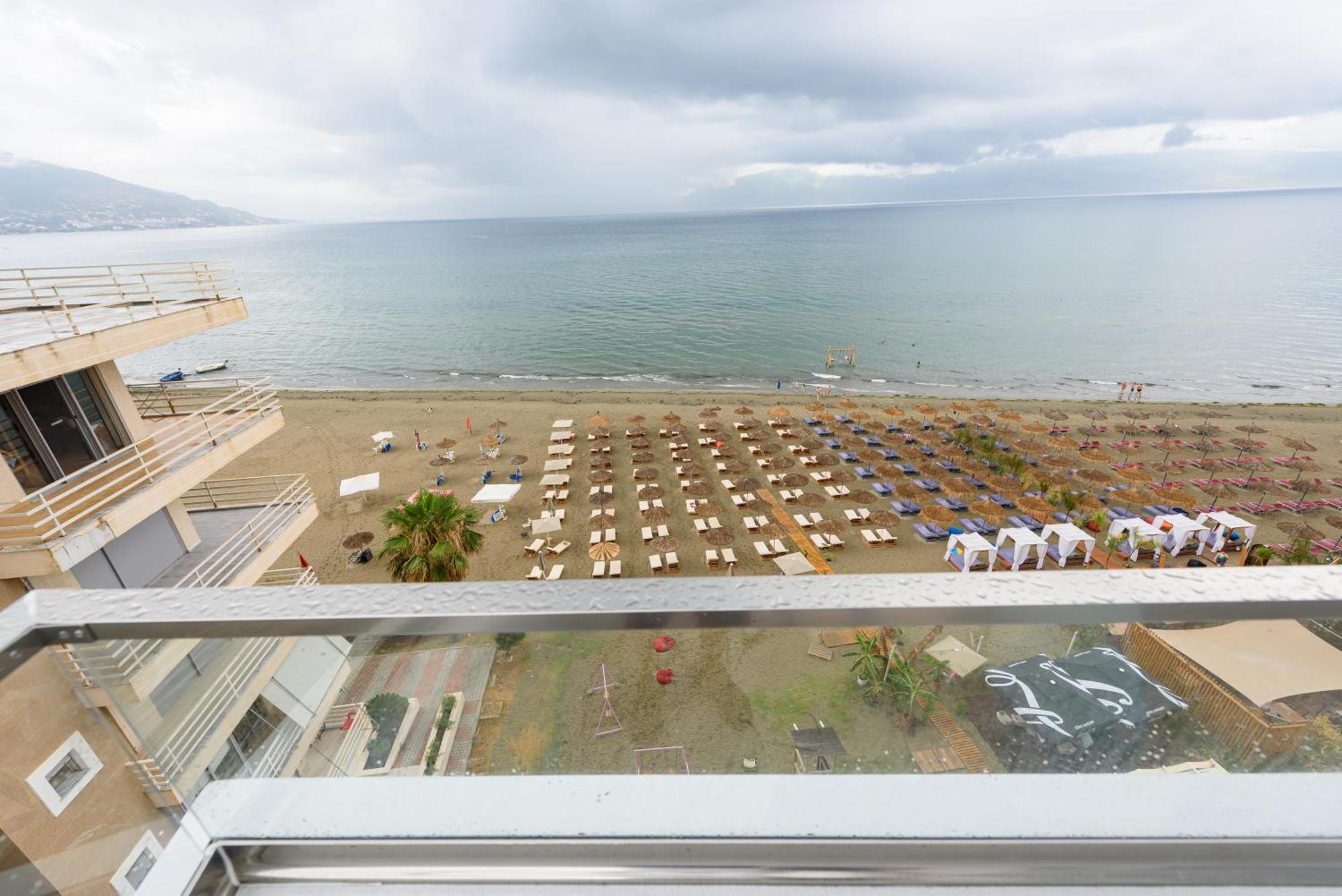 Sea & Sand Vlorë Eksteriør bilde